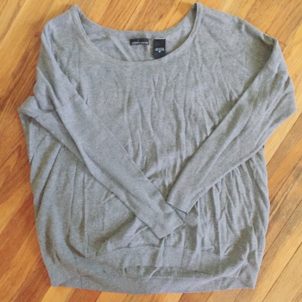 grey loose-fit long sleeve